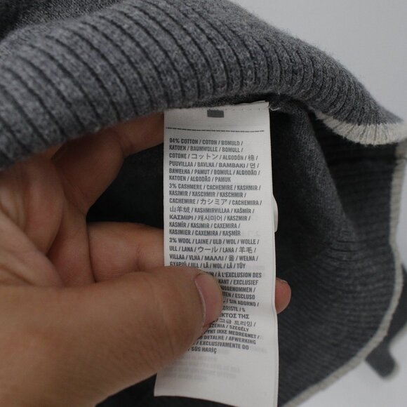 Abercrombie & Fitch Sweater Mens Medium V Neck Cotton Cashmere Wool embroidered - Picture 4 of 10